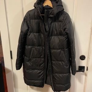 LULULEMON LONG PUFFER JACKET.